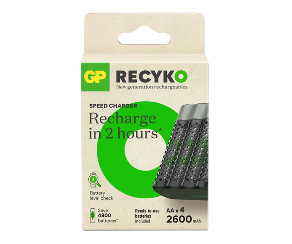 GP Recyko M452 USB Speed Battery Charger with 4 AA Rechargeable Batteries 2600 mAh